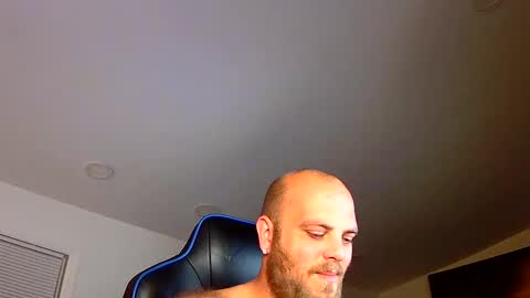 Snapshot of nightlifecouple chatting on October 2, 2:51 am nightlifecouple online show from October 2, 2:51 am