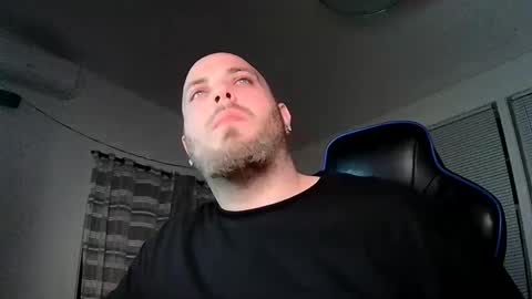 Snapshot of nightlifecouple chatting on April 1, 3:29 am nightlifecouple online show from April 1, 3:29 am