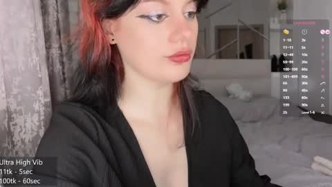  Darcy online show from May 15, 9:27 am