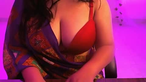 Snapshot of nightqueen107446 chatting on March 6, 11:25 am nightqueen107446 online show from March 6, 11:25 am