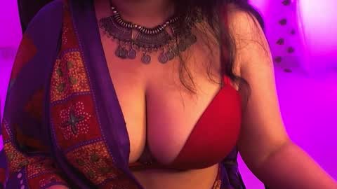 Snapshot of nightqueen107446 chatting on October 7, 2:09 am nightqueen107446 online show from October 7, 2:09 am
