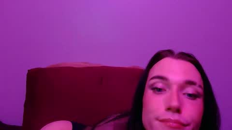 Snapshot of nightxhoney chatting on February 16, 12:40 am Dev online show from February 16, 12:40 am