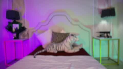 Snapshot of niicole_garnerr chatting on April 17, 3:59 pm nicole online show from April 17, 3:59 pm