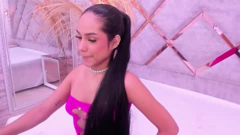 Nicole online show from February 9, 12:20 pm