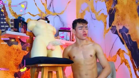 Snapshot of nijinsky_latinboy chatting on October 29, 11:34 am Nijinsky online show from October 29, 11:34 am