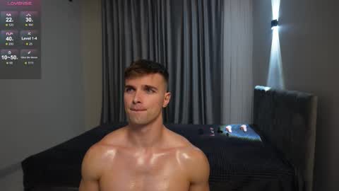 Snapshot of nik_sharp chatting on November 26, 6:09 pm Nik online show from November 26, 6:09 pm