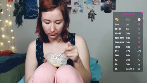 Snapshot of nika_fuchs chatting on December 22, 1:57 am Nika online show from December 22, 1:57 am