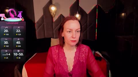 Snapshot of nika_gentle chatting on February 8, 5:33 am Nika online show from February 8, 5:33 am