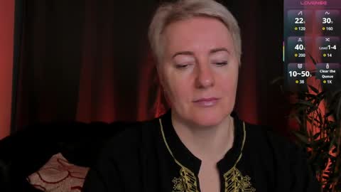 Snapshot of nika_smit chatting on April 10, 5:12 am Nika online show from April 10, 5:12 am