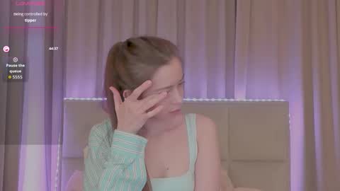 Snapshot of nikaletta chatting on March 25, 11:00 pm Nika online show from March 25, 11:00 pm