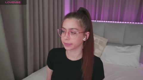 Snapshot of nikaletta chatting on June 30, 12:55 am Nika online show from June 30, 12:55 am