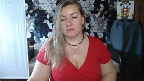 Snapshot of nikaskylink chatting on April 20, 4:26 am Nika online show from April 20, 4:26 am