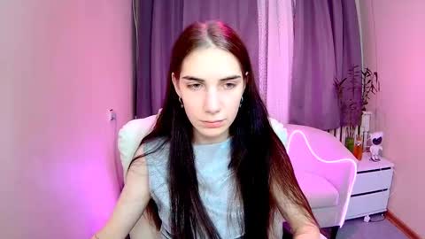 nikastarkk online show from November 19, 7:36 pm