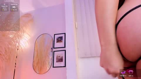 NIKA online show from October 12, 1:15 am