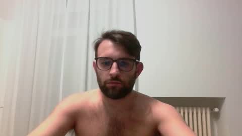 Snapshot of nikgenini chatting on March 20, 6:02 pm Nik Jay online show from March 20, 6:02 pm