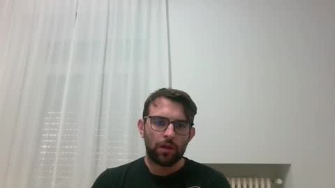 Snapshot of nikgenini chatting on April 9, 11:26 am Nik Jay online show from April 9, 11:26 am