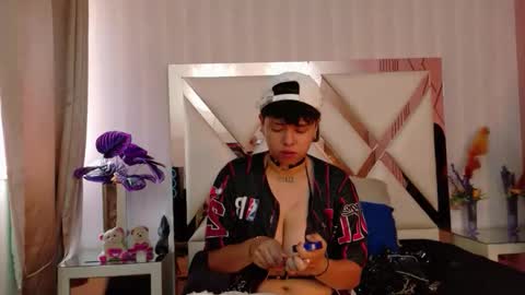 Snapshot of nikievanz chatting on March 25, 4:24 pm Nikievanz online show from March 25, 4:24 pm