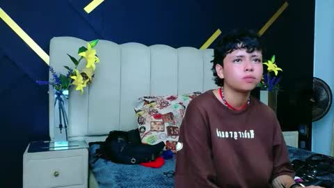 Snapshot of nikievanz chatting on March 30, 2:23 am Nikievanz online show from March 30, 2:23 am