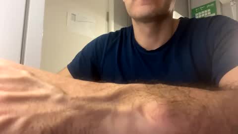 Snapshot of nikk3032 chatting on February 6, 12:33 am NIk online show from February 6, 12:33 am