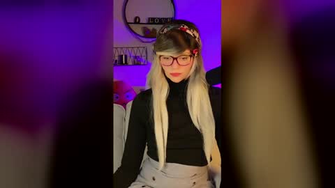 Snapshot of nikki_goldberg chatting on March 24, 2:22 pm Kitty Chatte online show from March 24, 2:22 pm