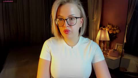 Nikki online show from January 19, 12:58 am