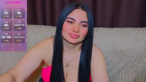 Nikki Kardashian online show from March 8, 2:12 am