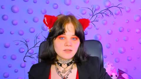 Snapshot of nikki_kiss_ chatting on April 29, 8:51 am nikki_kiss_ online show from April 29, 8:51 am