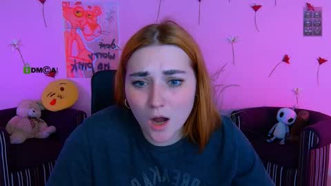Snapshot of nikki_kiss_ chatting on May 18, 8:31 am nikki_kiss_ online show from May 18, 8:31 am