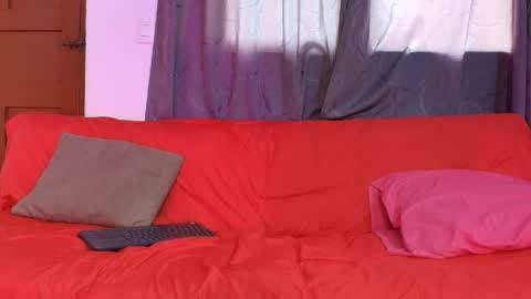 nikki_uwu online show from May 13, 7:55 pm