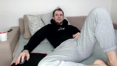 Nick online show from November 19, 8:25 am