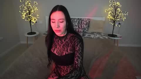 Nikki online show from October 11, 5:28 am