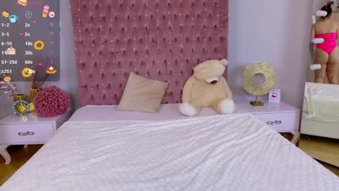 NikkiVelvets online show from July 13, 2:09 pm