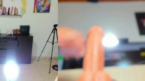 Snapshot of nikky__rosse chatting on April 23, 10:58 am nikky__rosse online show from April 23, 10:58 am