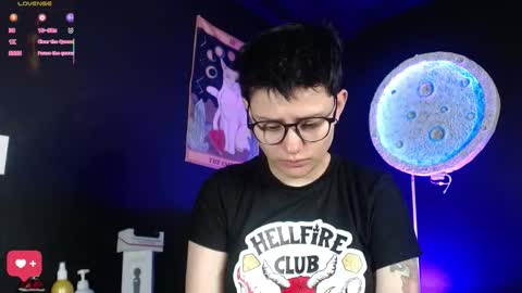 Snapshot of nikky_tomboy444 chatting on February 13, 1:07 pm Nikky online show from February 13, 1:07 pm