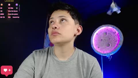 Snapshot of nikky_tomboy444 chatting on March 17, 1:03 pm Nikky online show from March 17, 1:03 pm