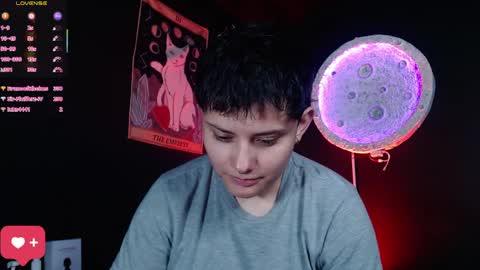 Snapshot of nikky_tomboy444 chatting on April 10, 5:50 pm Nikky online show from April 10, 5:50 pm