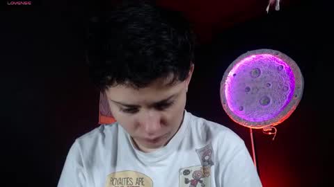 Snapshot of nikky_tomboy444 chatting on May 2, 1:16 pm Nikky online show from May 2, 1:16 pm
