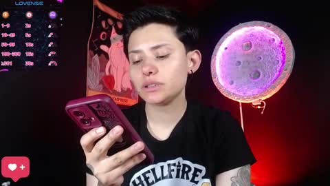 Snapshot of nikky_tomboy444 chatting on May 6, 2:00 pm Nikky online show from May 6, 2:00 pm