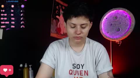 Snapshot of nikky_tomboy444 chatting on May 18, 1:06 pm Nikky online show from May 18, 1:06 pm