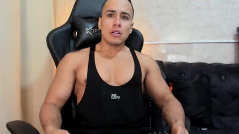Snapshot of niklause_froid chatting on September 22, 12:51 pm niklause_froid online show from September 22, 12:51 pm