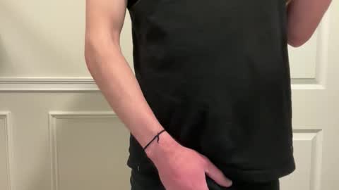 niko9inches online show from February 12, 8:37 pm