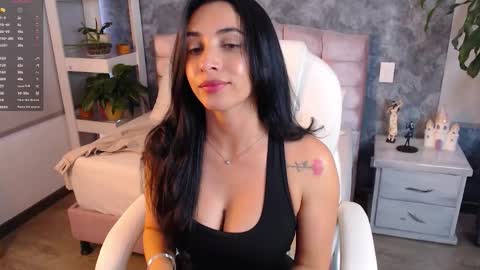 Snapshot of niko_robin chatting on September 12, 7:58 pm Niko Robin online show from September 12, 7:58 pm