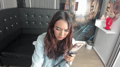 Snapshot of nikol_rang__ chatting on September 19, 11:05 pm Nikol Rang online show from September 19, 11:05 pm