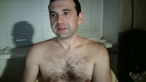 nikolas_vaz online show from November 11, 9:37 pm