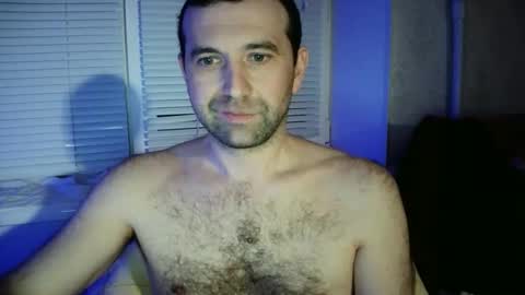 nikolas_vaz online show from January 18, 9:07 pm