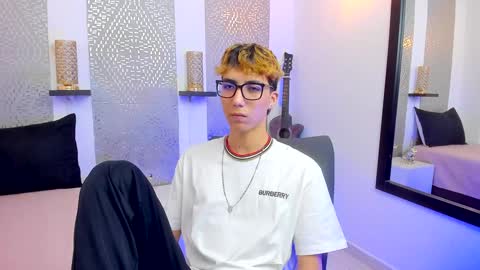    online show from December 11, 7:42 am