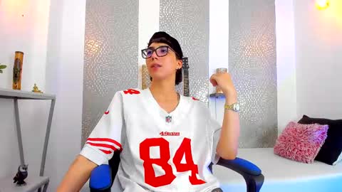    online show from March 7, 10:13 am