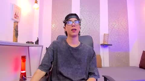    online show from October 20, 4:13 am