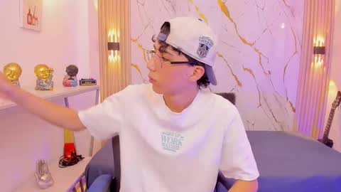    online show from March 12, 4:18 am