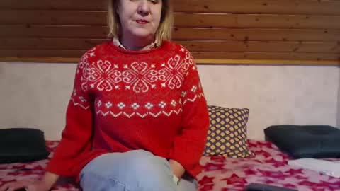 Snapshot of nikole111 chatting on January 4, 10:27 am Nikole1 online show from January 4, 10:27 am